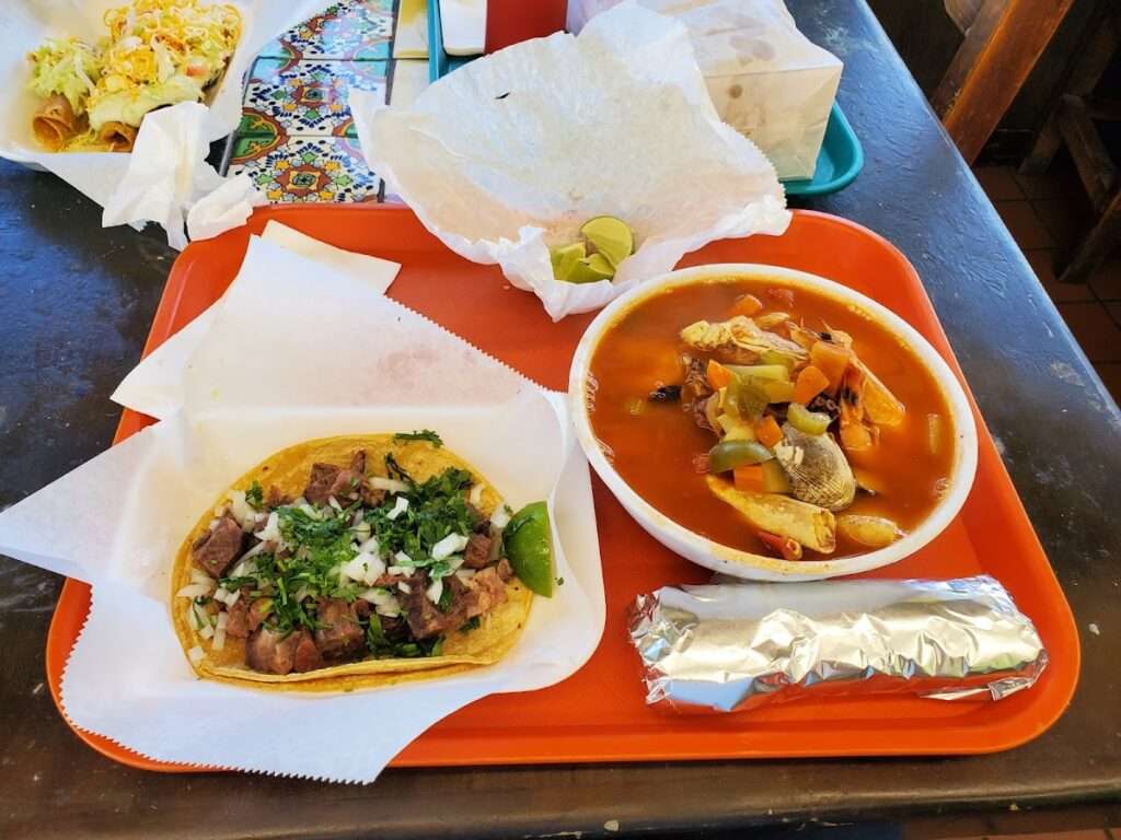 El Puerto Taco Shop photo 5